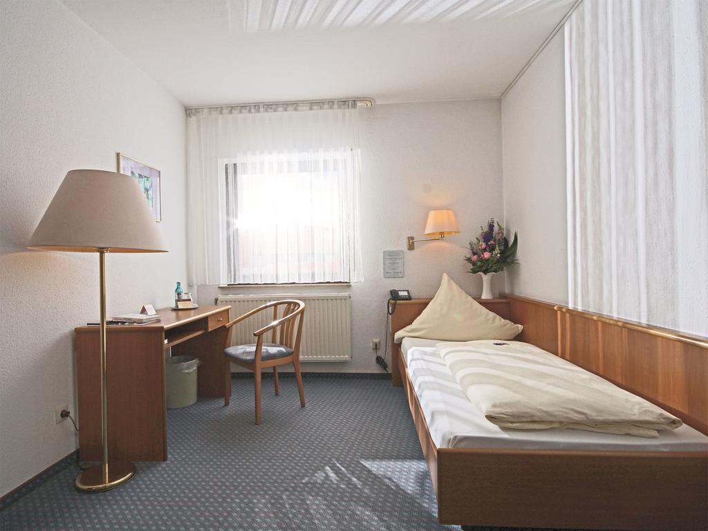 City Hotel Mark Michelstadt Oda fotoğraf