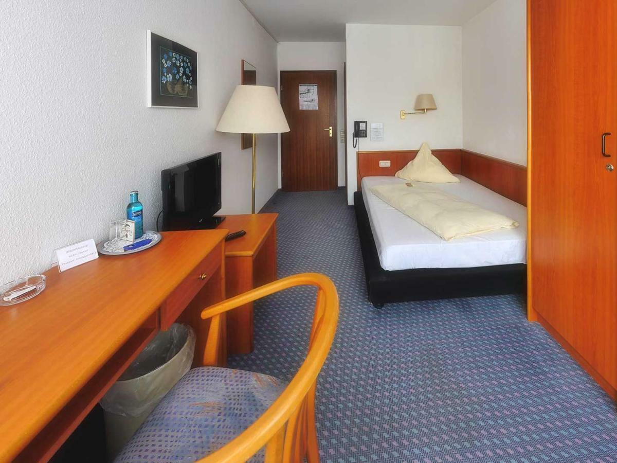 City Hotel Mark Michelstadt Oda fotoğraf